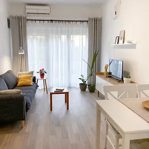 Apartment Tena With Private Parking, Pula